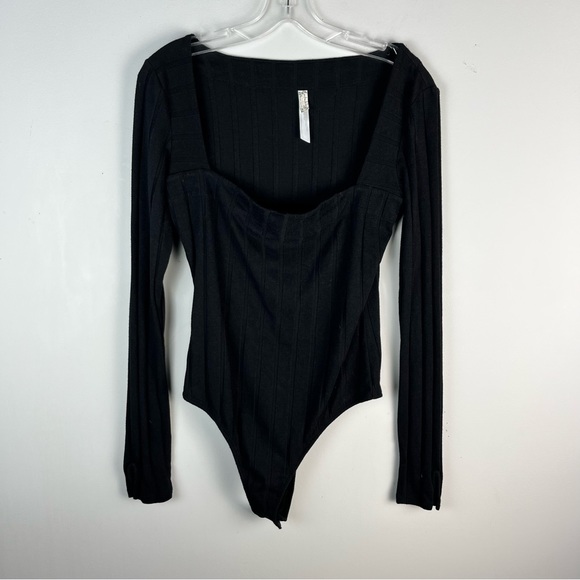 Free People Black Beside Me Square Neck Long Sleeve Ribbed Snap Bottom Bodysuit - Picture 2 of 6